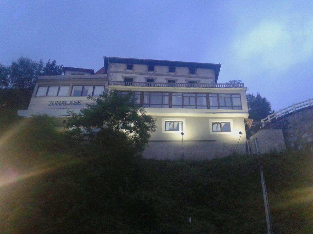 Hotel Zumalabe 木崔库 外观 照片